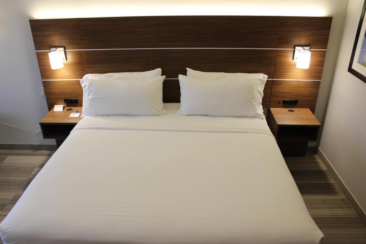 Holiday Inn Express Hotel & Suites Mansfield By Ihg Esterno foto