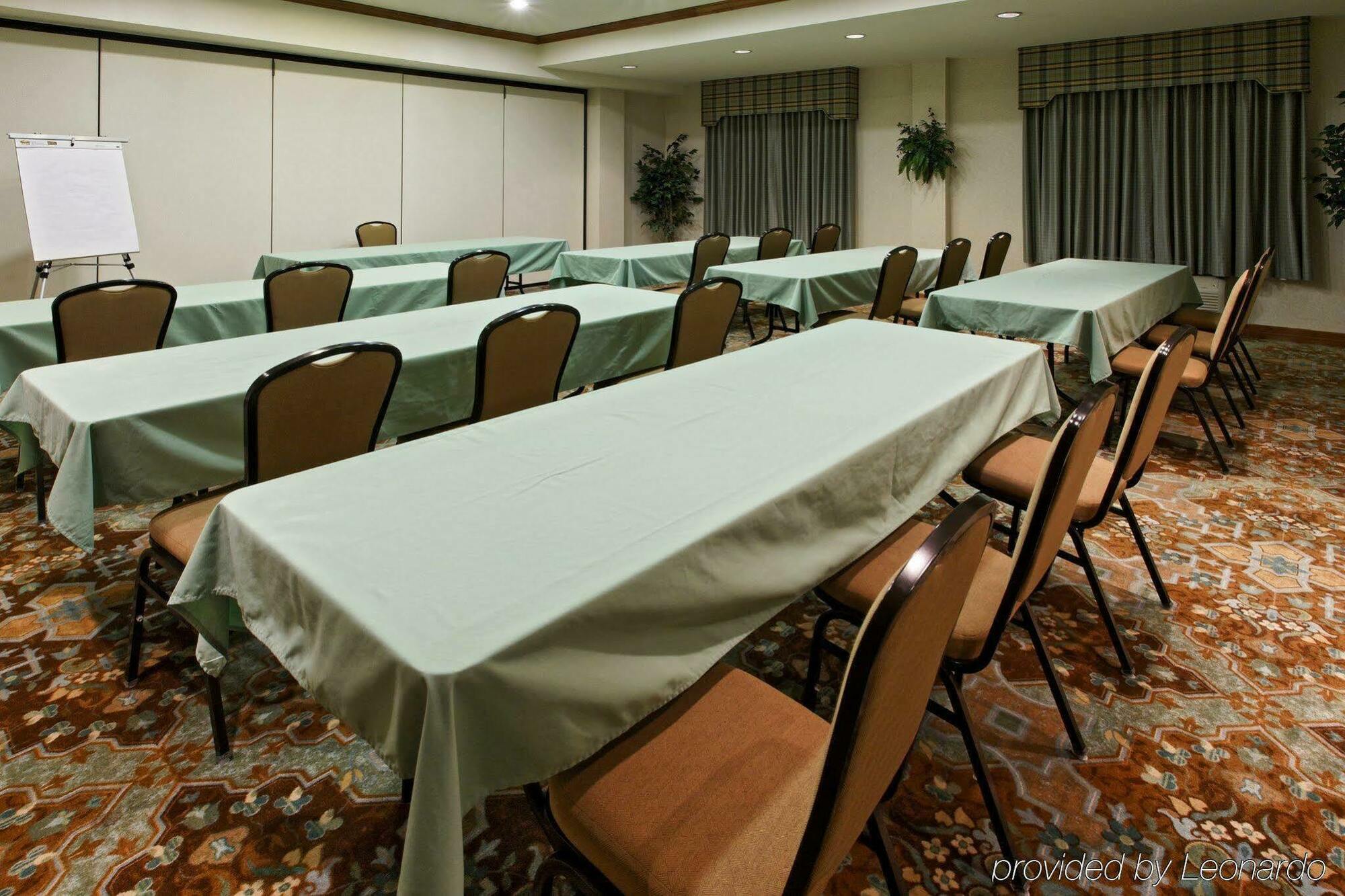 Holiday Inn Express Hotel & Suites Mansfield By Ihg Esterno foto